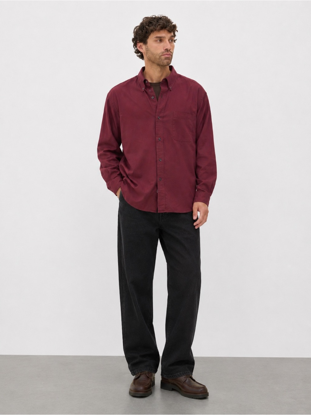 St. John’s Bay Iron Free Men’s 2XL Burgundy Button Down Shirt Long Sleeve Casual